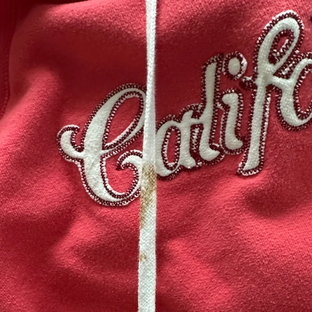 Y2K Hollister Red 'California' Logo Hoodie Sweatshirt - Picture 9 of 9